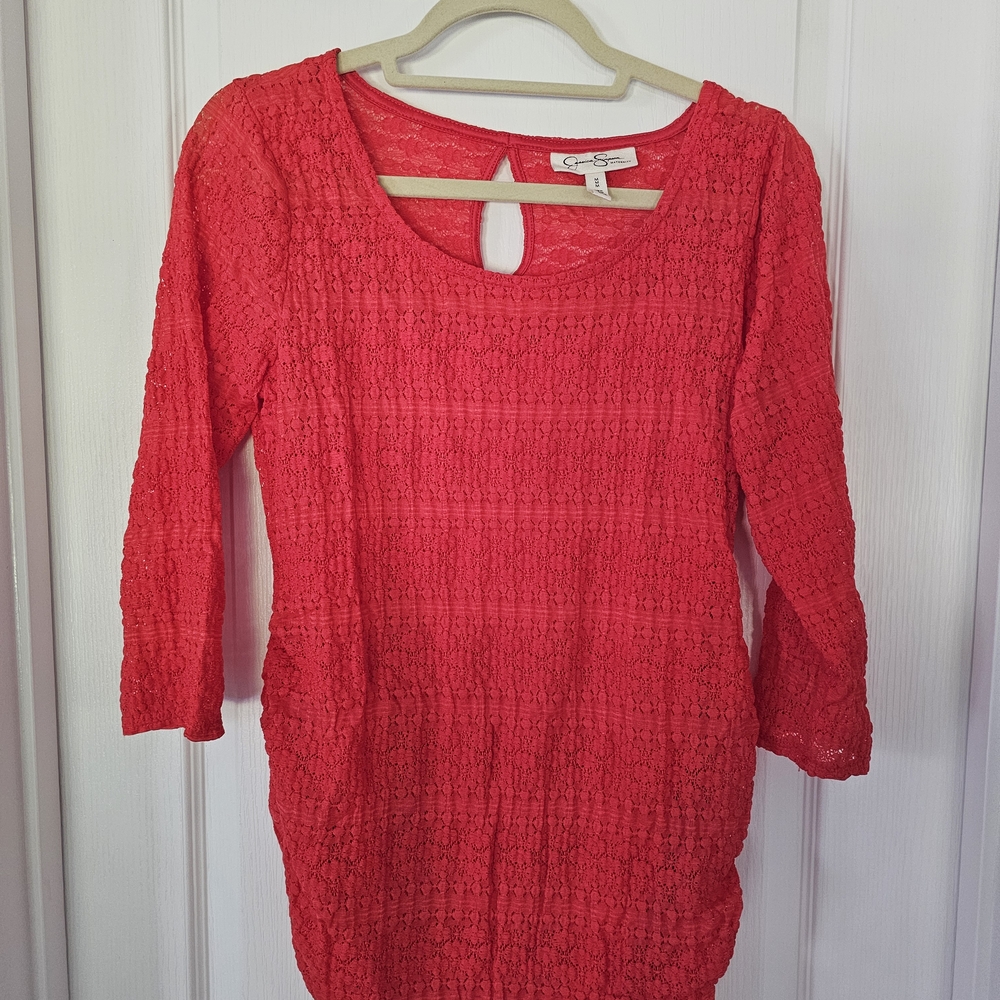 Red Lace 3/4 Sleeve Top